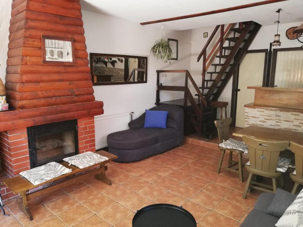 Holiday Home Mreznica Gornji Zvečaj Dış mekan fotoğraf